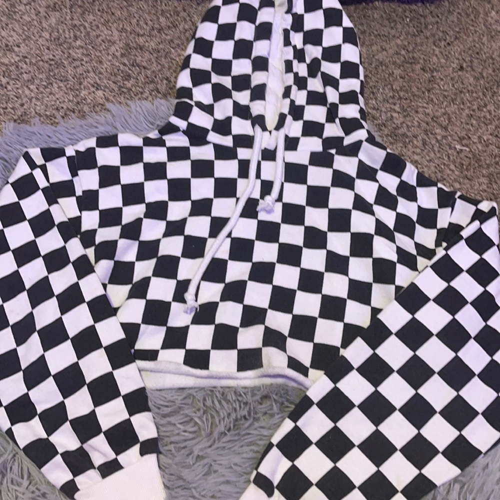 cropped hoodie